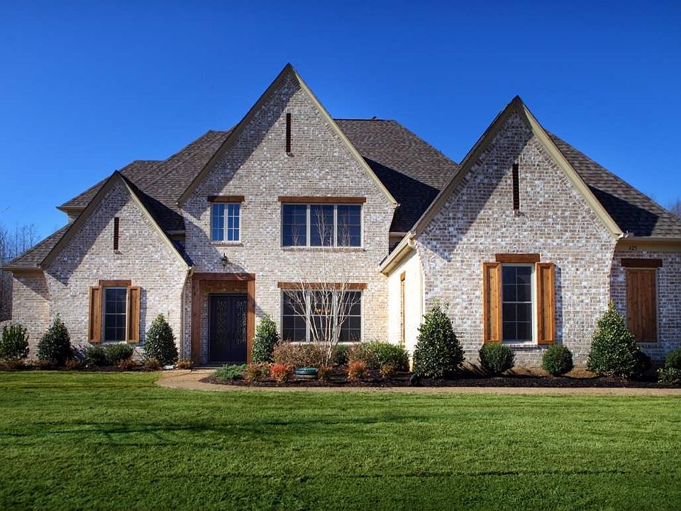1st image of 425 Aston Park Dr