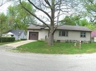 18 W 78th Trl, Kansas City, MO 64114