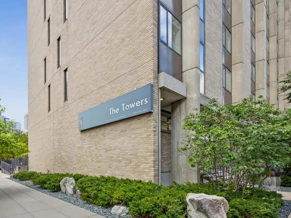 15 1st St S Unit 920A, Minneapolis, MN 55401