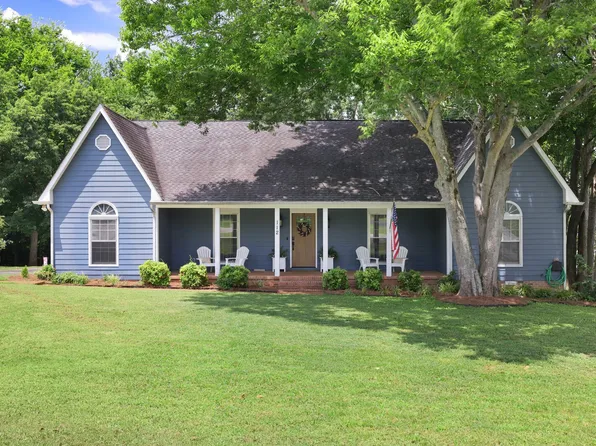 112 Deerfield Dr, Columbia, TN 38401