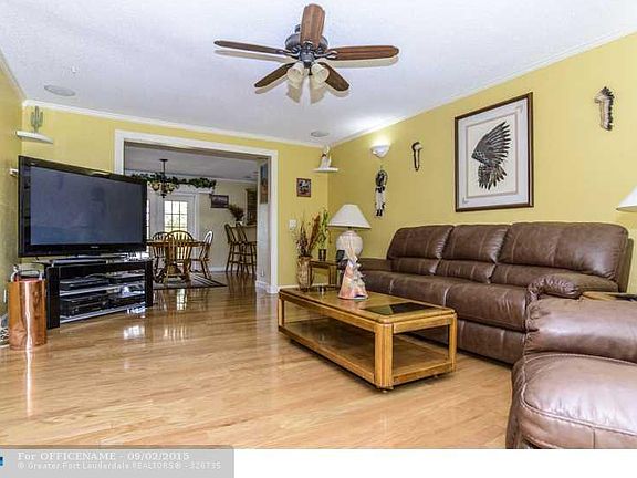 Home For Sale In Palm Aire Village