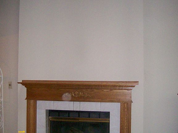2nd image of 15745 Chesterfield Ln