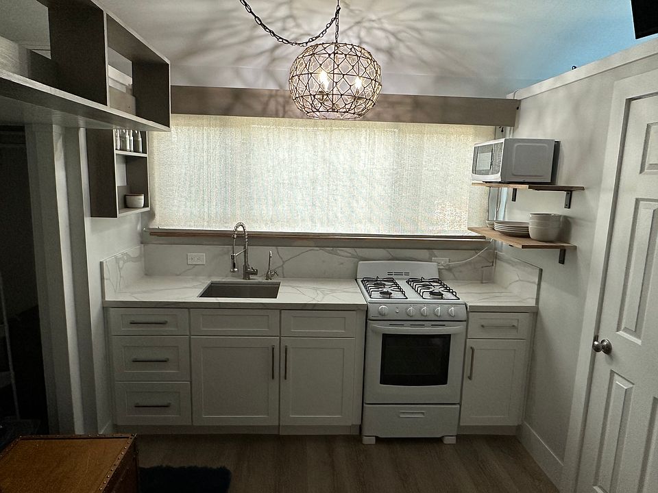1st image of 209 Argonne Ave #B