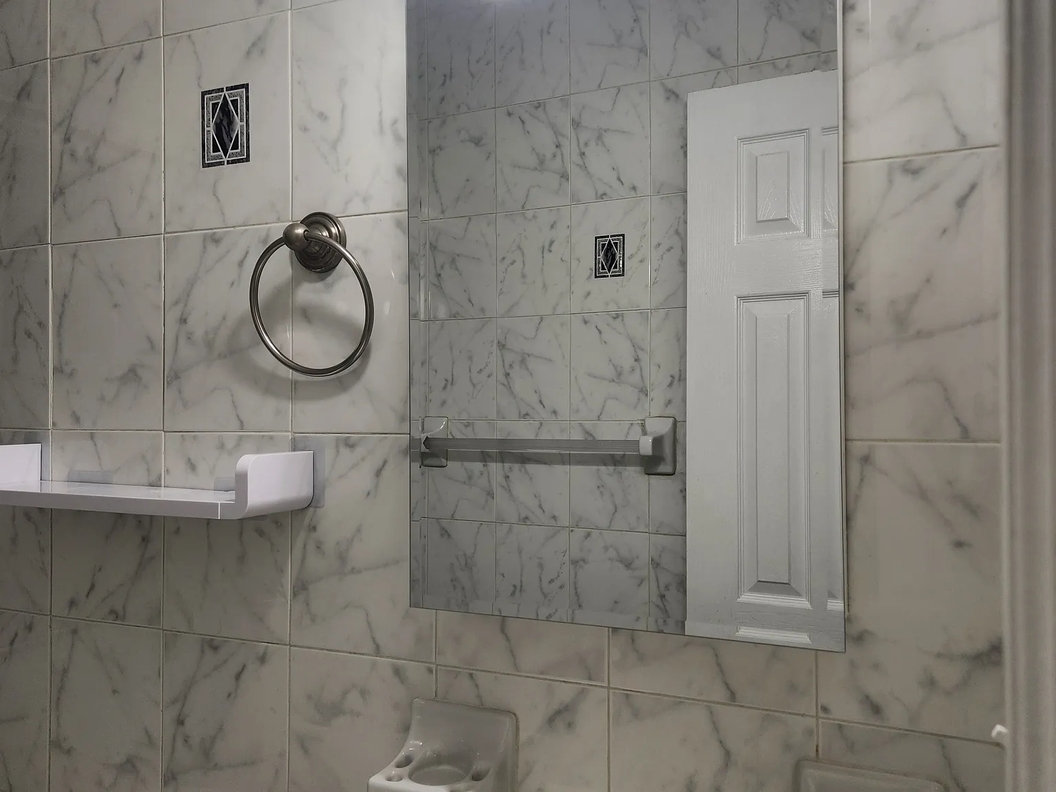 2 bed, 800 sqft, $2,600 — Photo 4