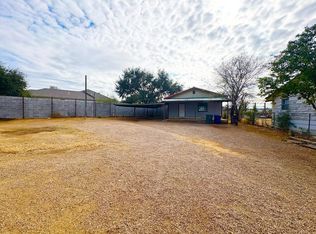 4123 Pecan Circle Dr, Laredo, TX 78043