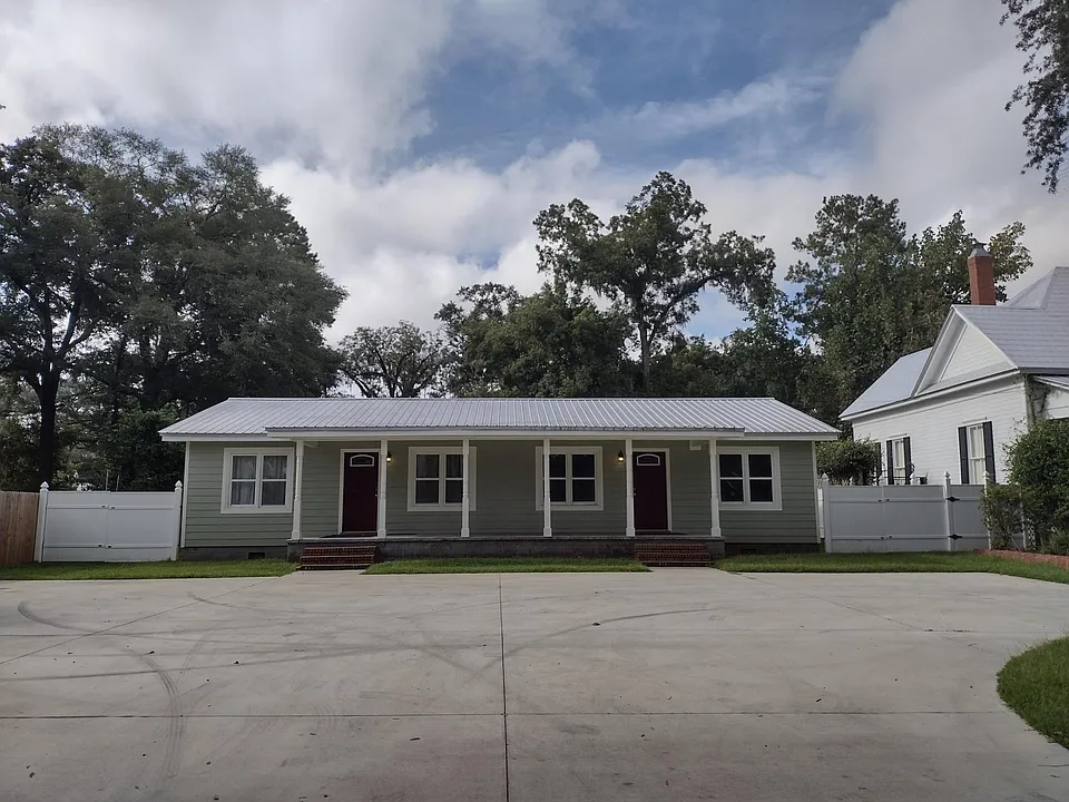 Front of Lot