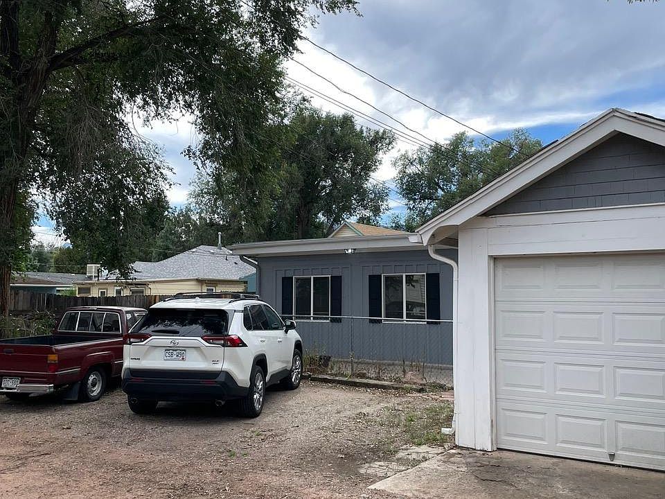 One car garage