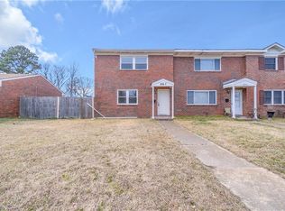 879 S Club House Rd APT 7, Virginia Beach, VA 23452