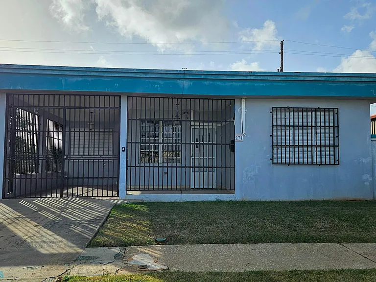 271 Calle Tarragona — Photo 1