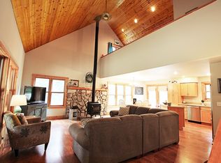 6715 Drury Lane Loop, Three Lakes, WI 54562