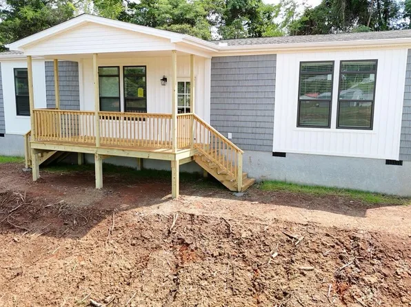 347 Bungalow Dr, Dandridge, TN 37725