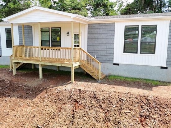 347 Bungalow Dr, Dandridge, TN 37725
