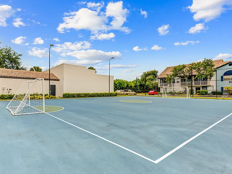 IMT Boynton Beach — Photo 5
