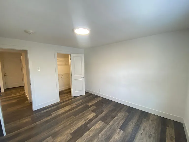 3717 Oxford Blvd #10 — Photo 6