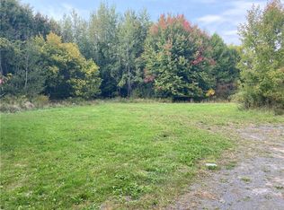 8897 Ridge Rd, North Rose, NY 14516