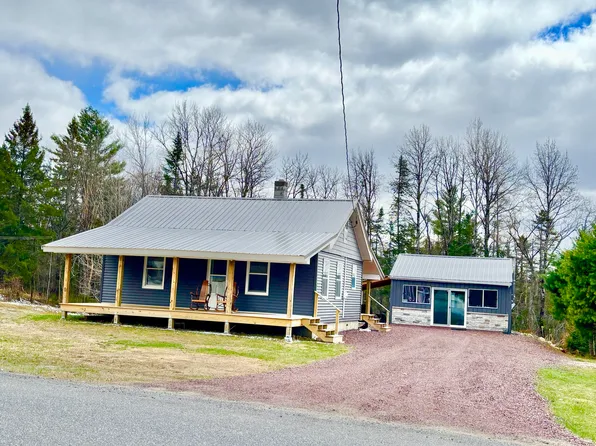 45 Sanford Ln, Newcomb, NY 12852