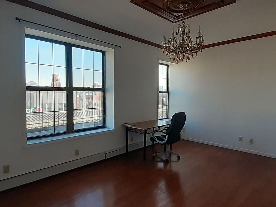 1st image of 926 Broadway APT 4A