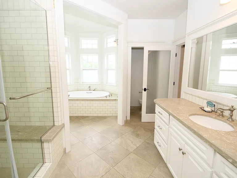 409 S Gertruda Ave — Photo 56