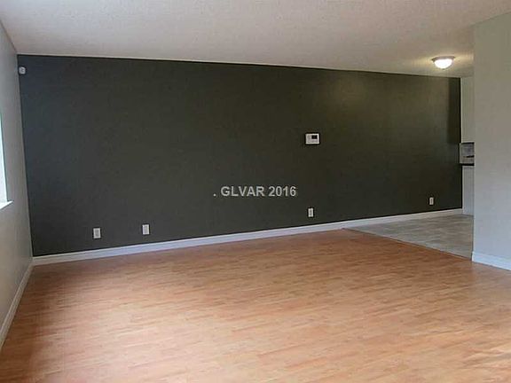 2nd image of 544 Greenbriar Townhouse Way #42341