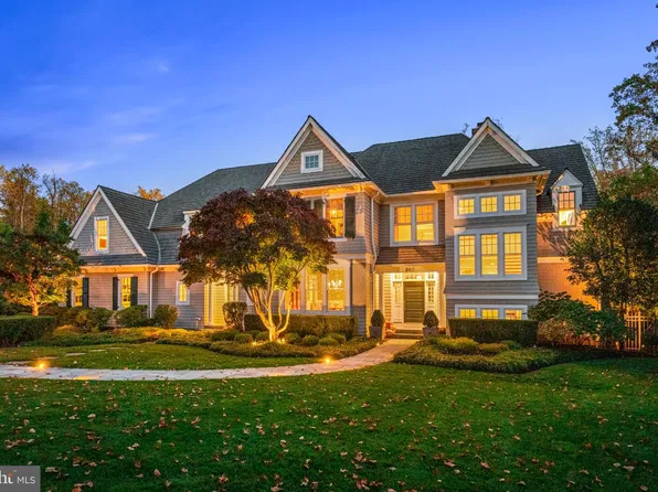 867 Lesley Rd, Villanova, PA 19085