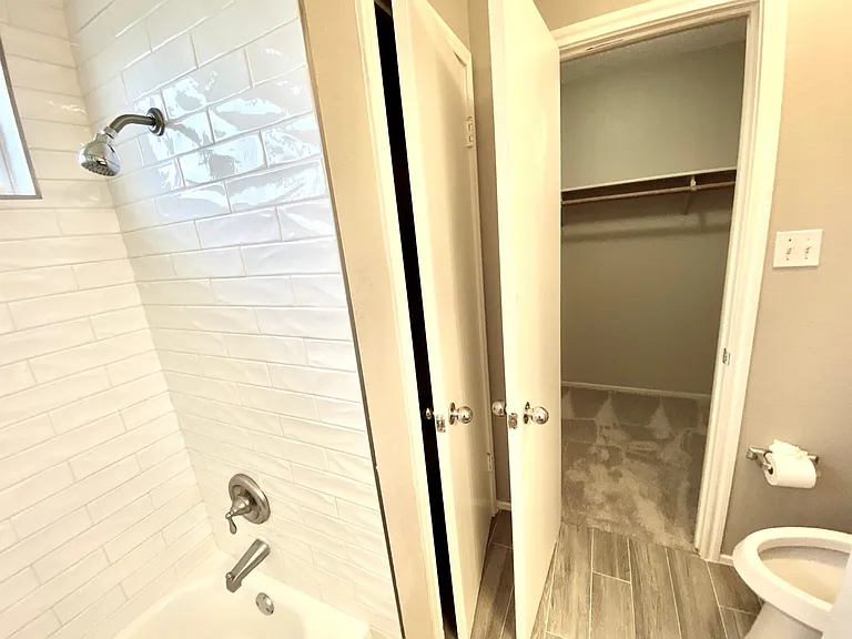 1703 Sylvia Ln — Photo 11