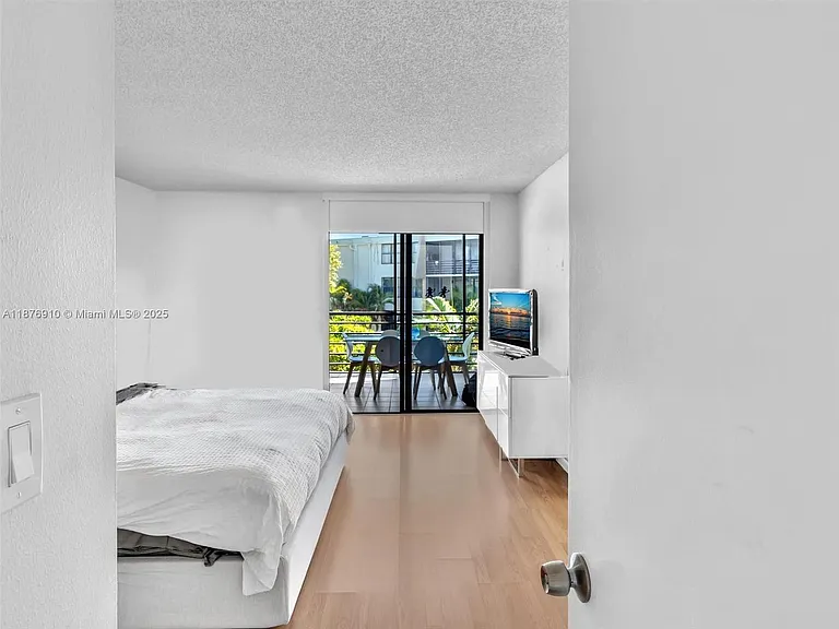 20401 NE 30th Ave #310-8 — Photo 12