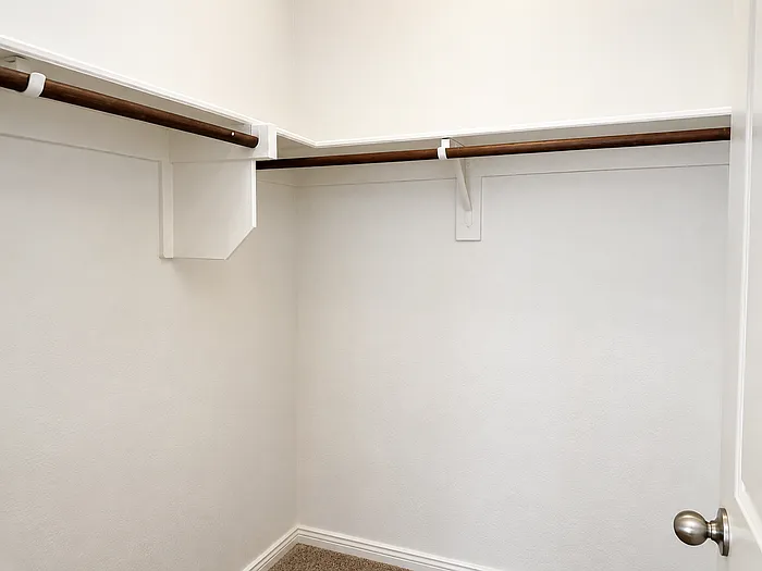 3 bed, 2.0 bath, 1333 sqft, $1,860 — Photo 4