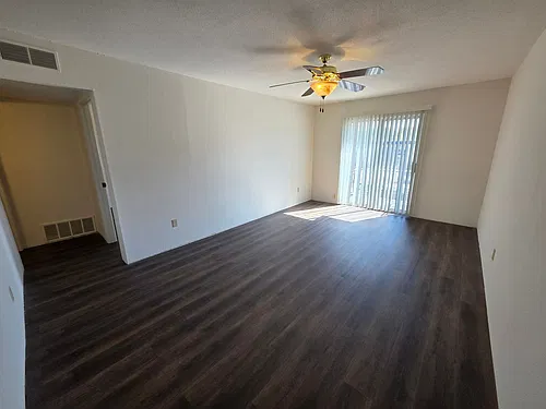 Floor plan 09984-D