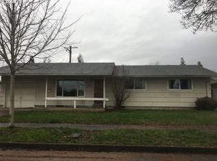 1404 Quinalt St, Springfield, OR 97477
