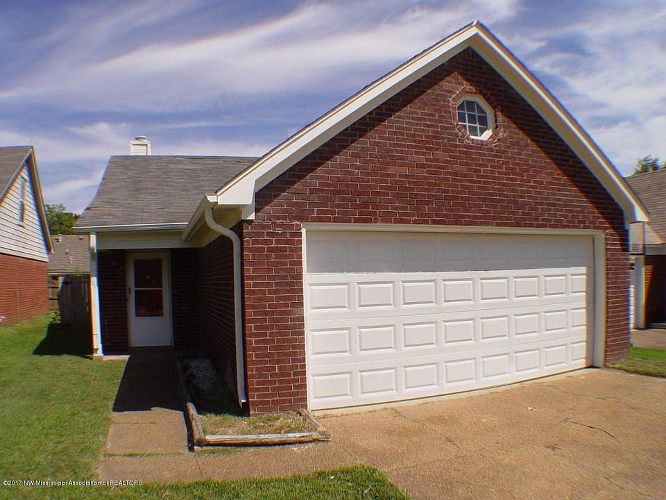 1st image of 2832 Heatherglen Cv W