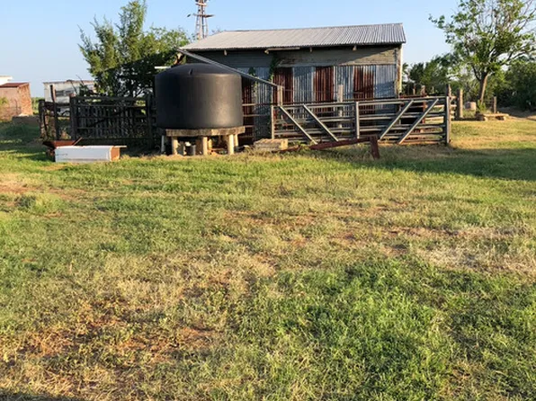 5173 COUNTY ROAD 332, Charlotte, TX 78011