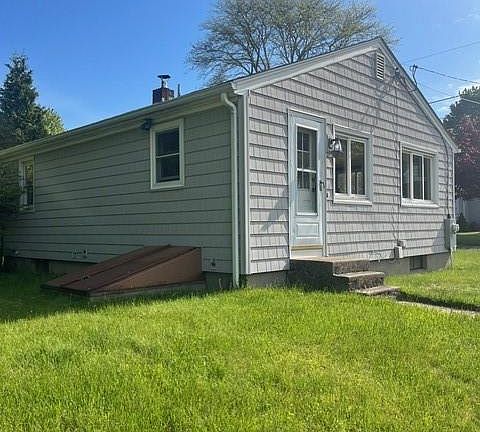 4th image of 55 Overlook Rd
