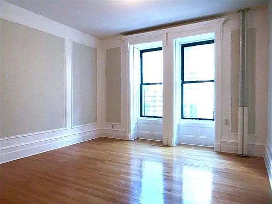 Rented by Sovereign Associates | media 14