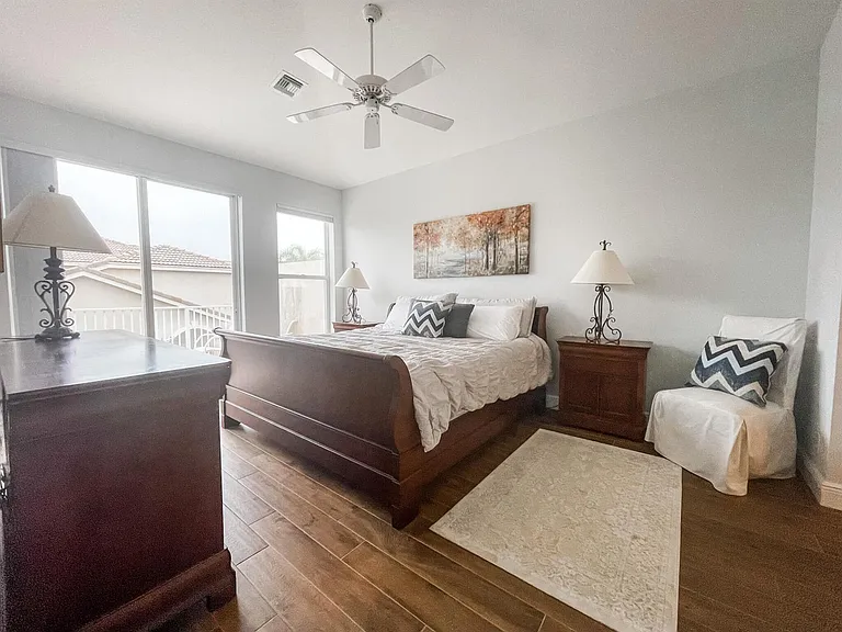 8402 Mulligan Cir — Photo 11