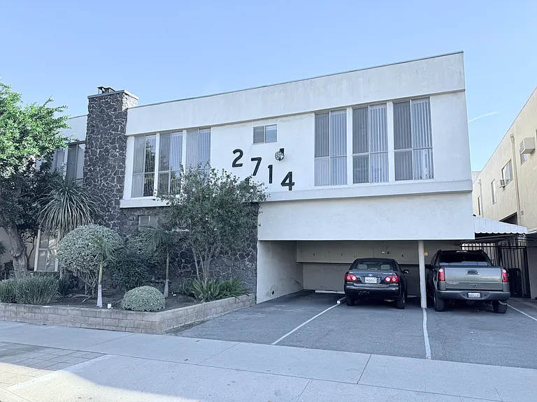 2714 W Clark Ave #1-F — Photo 14