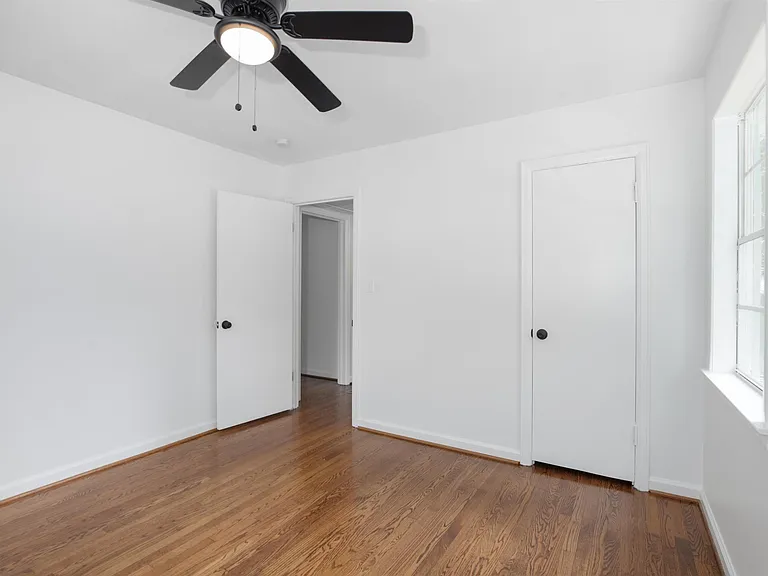 724 Rose Dr — Photo 23