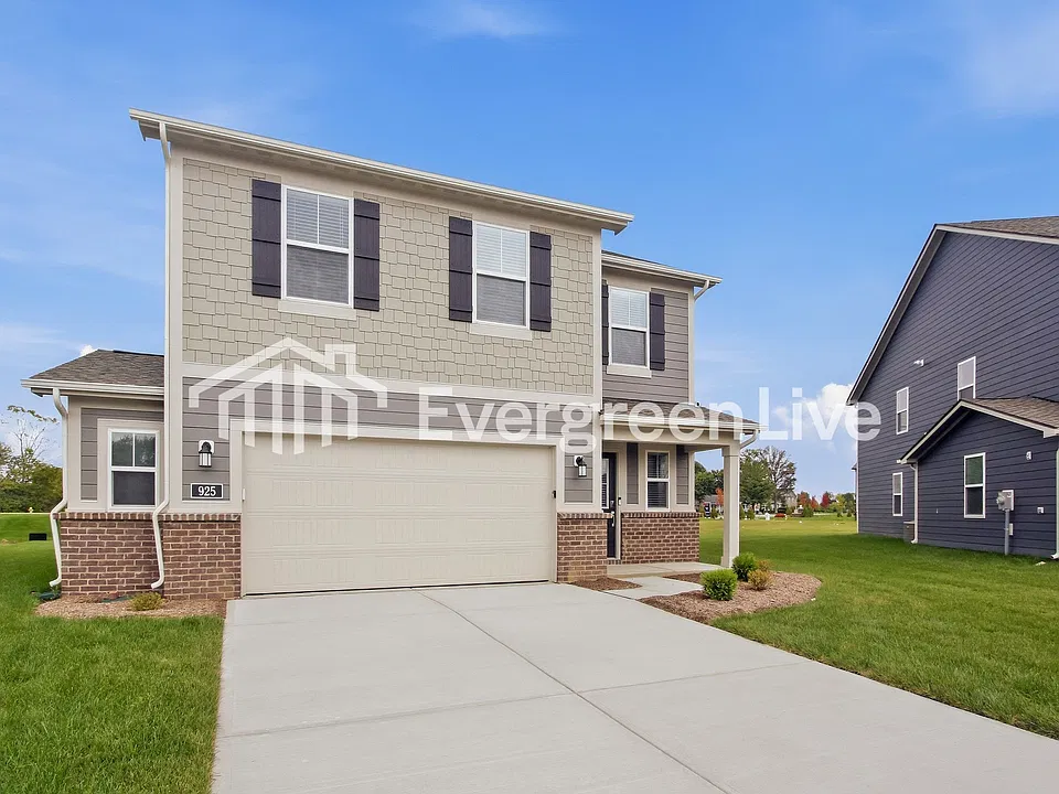 925 Drummond Ct