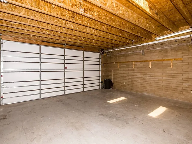 2906 Castaway Dr — Photo 62