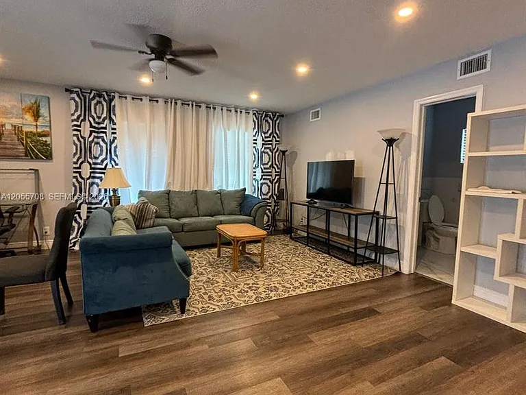 1509 N Andrews Ave #1 — Photo 12