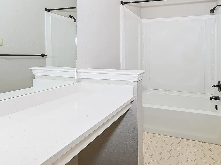 5404 Pear Dr — Photo 11