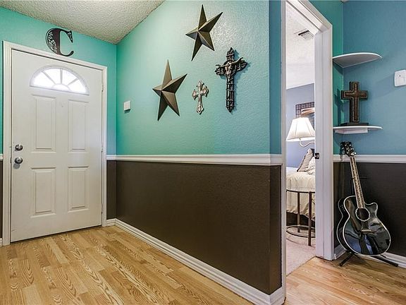 4th image of 1400 Nelson Pl