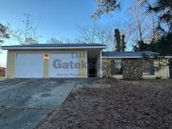 3123 Shoal Creek Ct, Rex, GA 30273