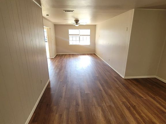 4th image of 2217 Druid Dr