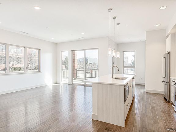 5th image of 4885 S Monaco St Unit 108