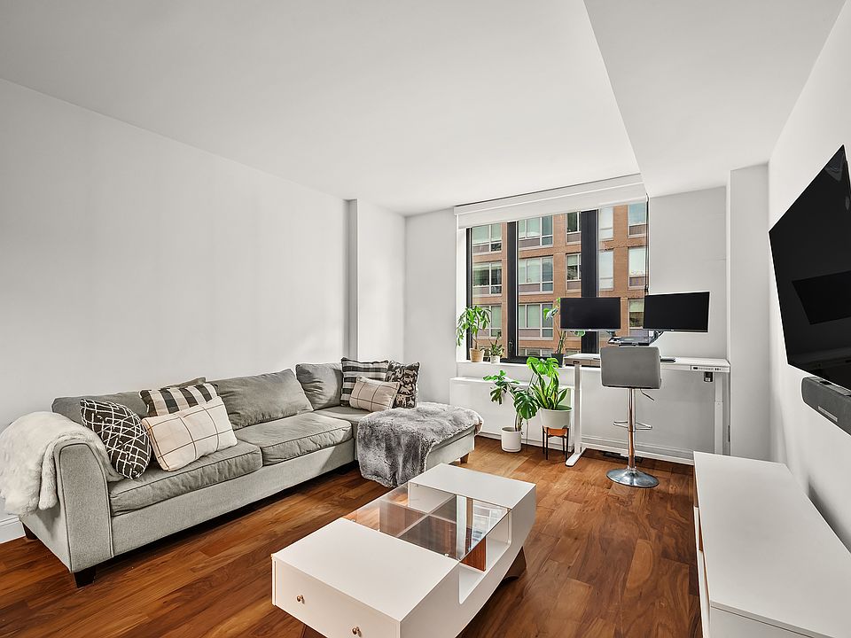 1st image of 42-14 Crescent St #4C