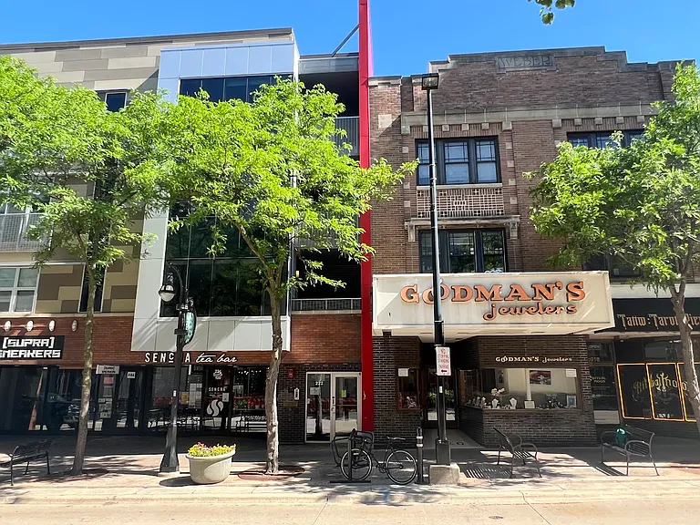 222 State St — Photo 1