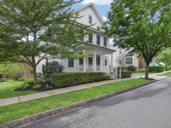 1321 Banner Dr, Lancaster, PA 17601