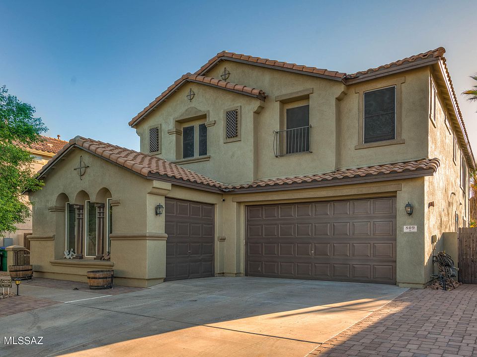 1st image of 809 W Calle La Bolita