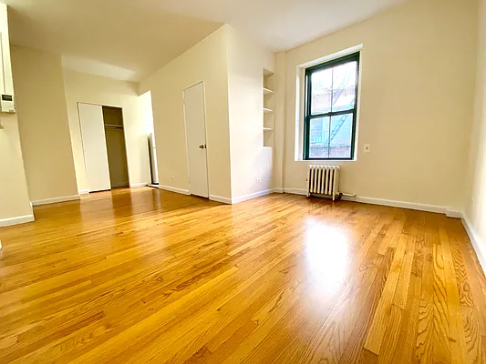 Rented by City & Suburban | media 10