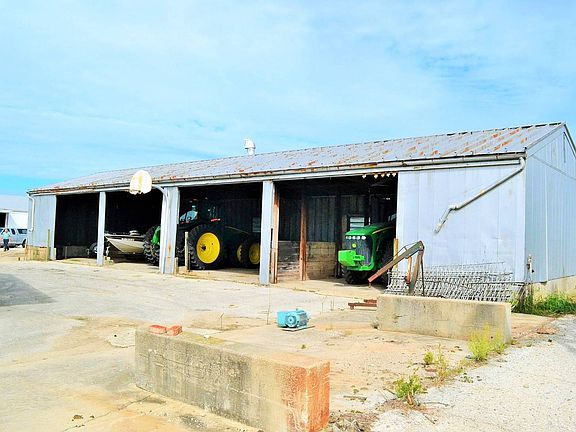 5th image of 6901 E County Road 200 S